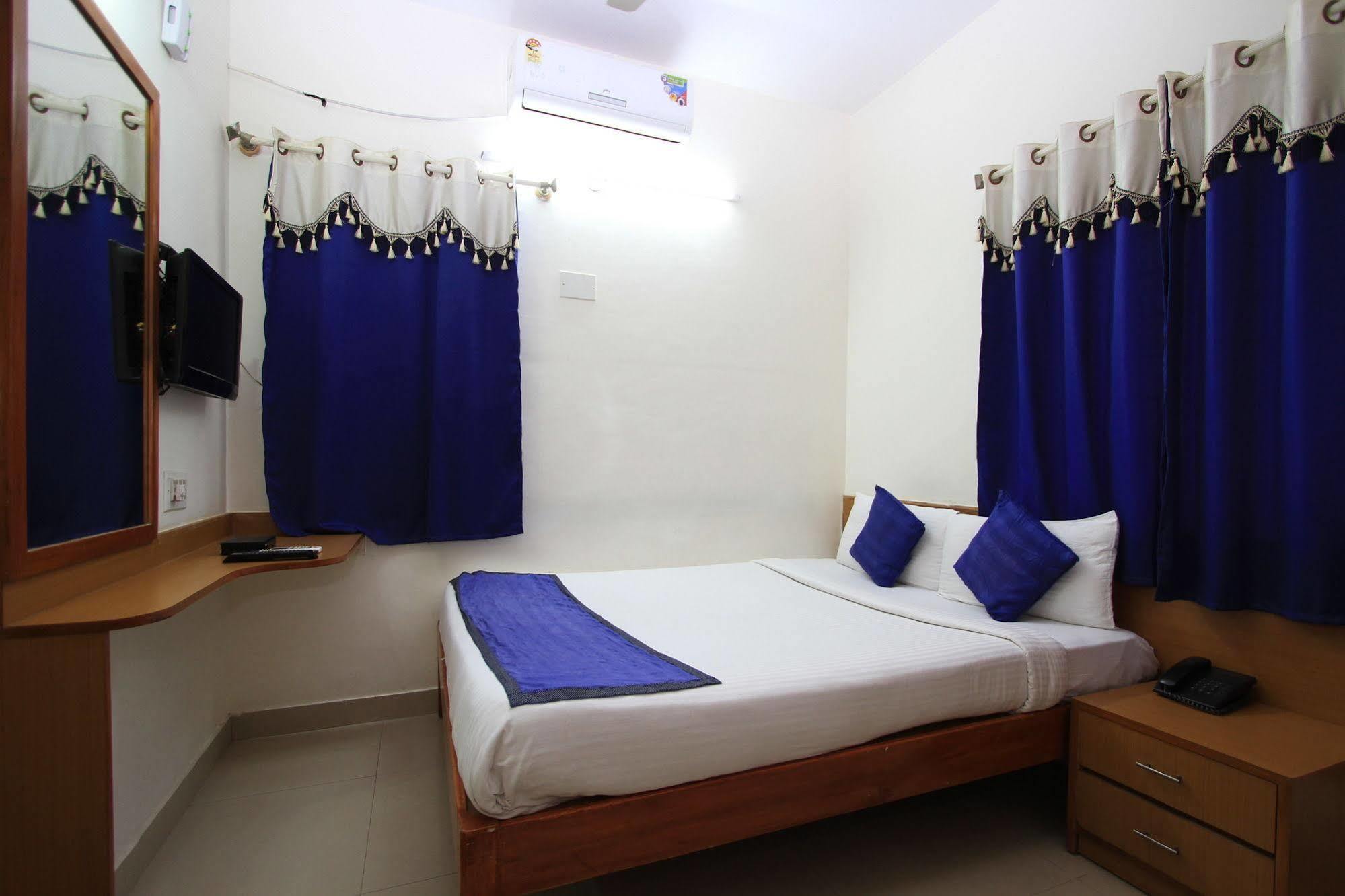 Arra Suites Kempegowda Airport Hotel Bangalore Exterior photo