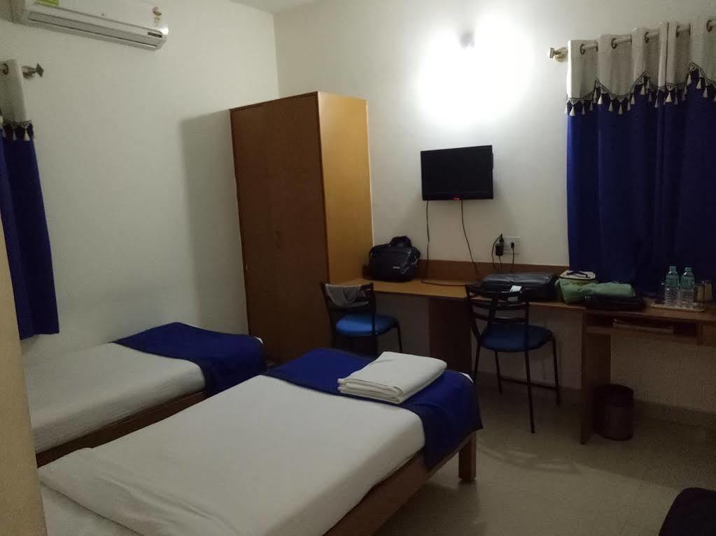 Arra Suites Kempegowda Airport Hotel Bangalore Exterior photo