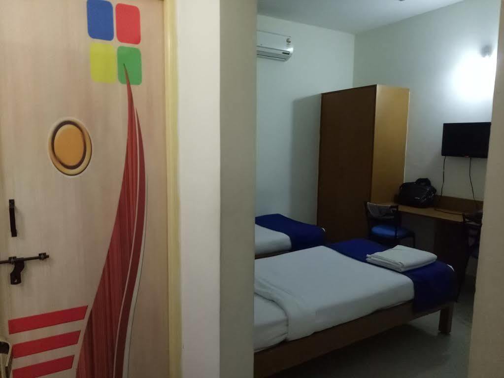 Arra Suites Kempegowda Airport Hotel Bangalore Exterior photo