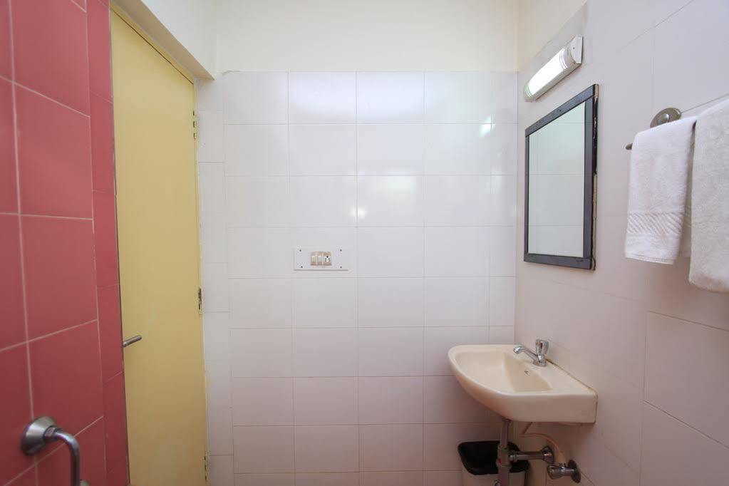 Arra Suites Kempegowda Airport Hotel Bangalore Exterior photo